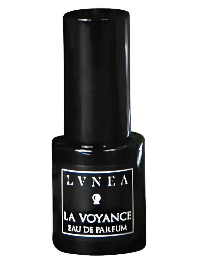 La Voyance by Lvnea