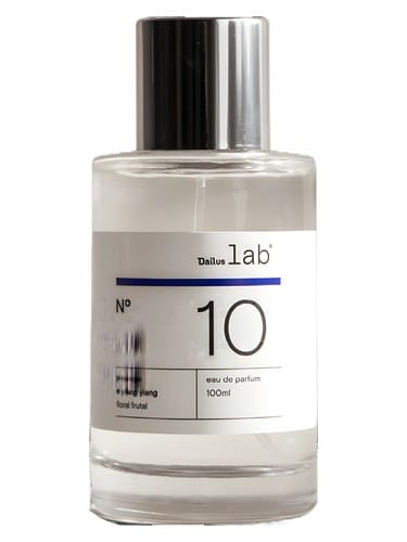 Nº 10 by Dailus Lab