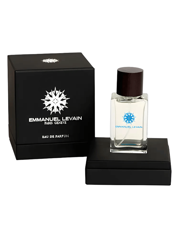 Bleu by Emmanuel Levain