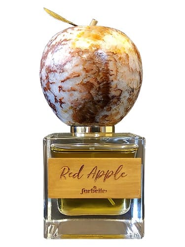 Red Apple by Forbelle