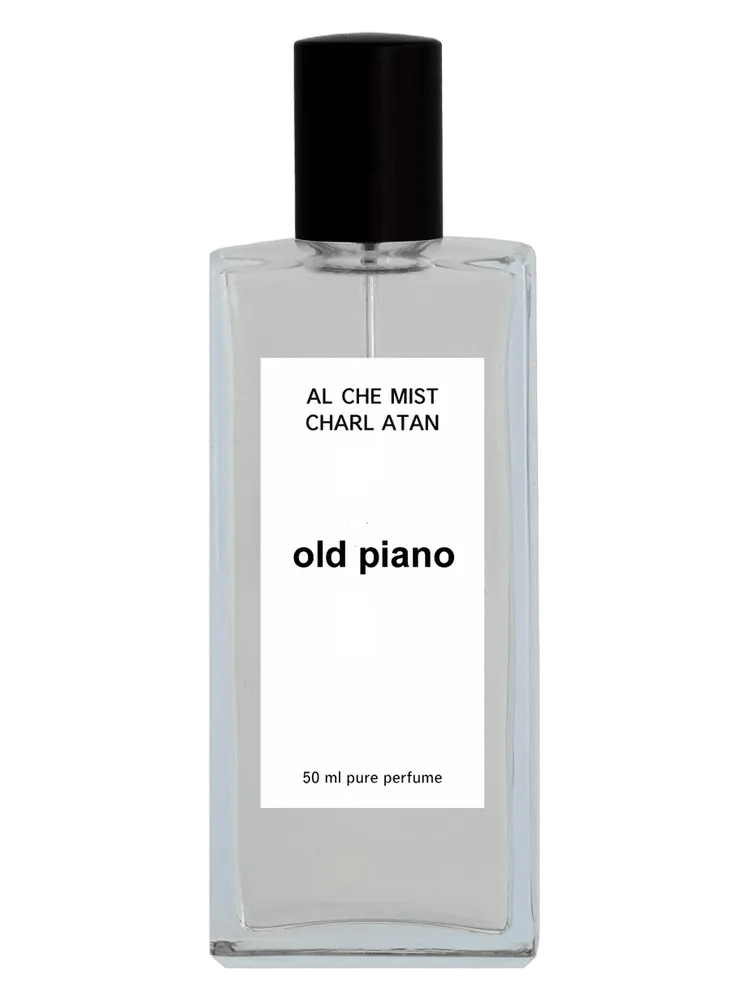 Old Piano by Fumparfum
