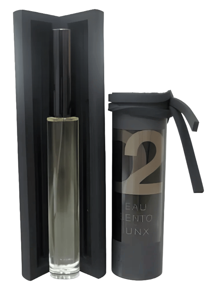 No. 02 L’Eau Sento by IUNX